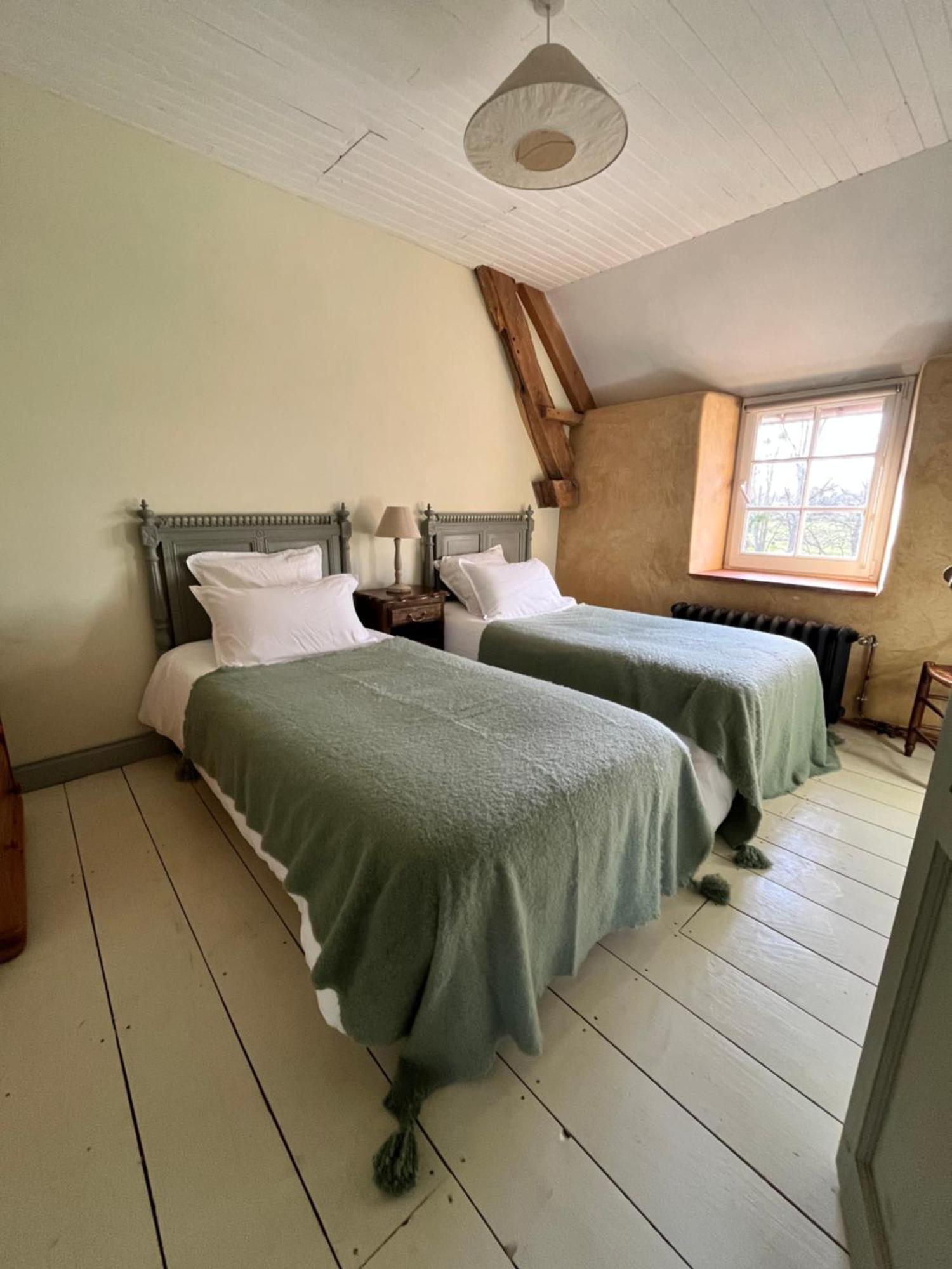 Hotel Domaine Du Tertre Ychot Dol-de-Bretagne Esterno foto